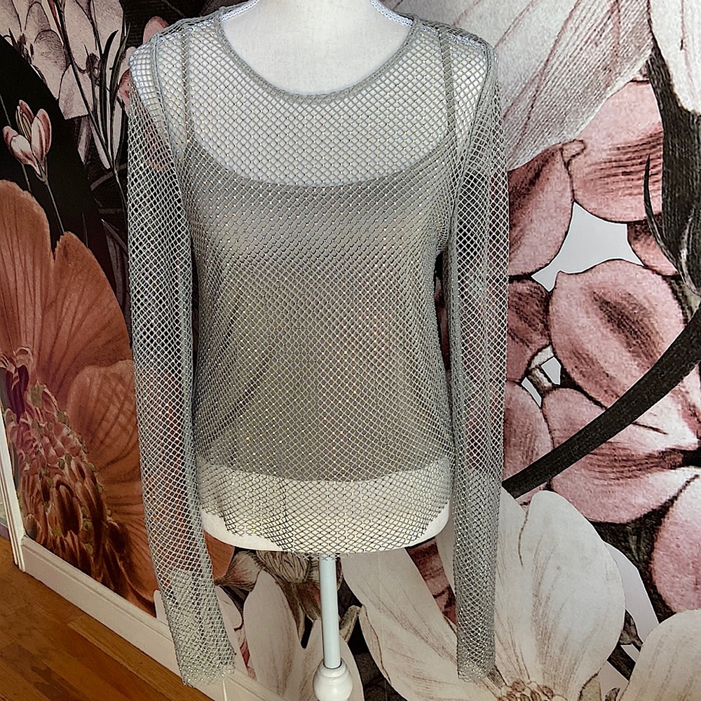 Iridescent beaded top